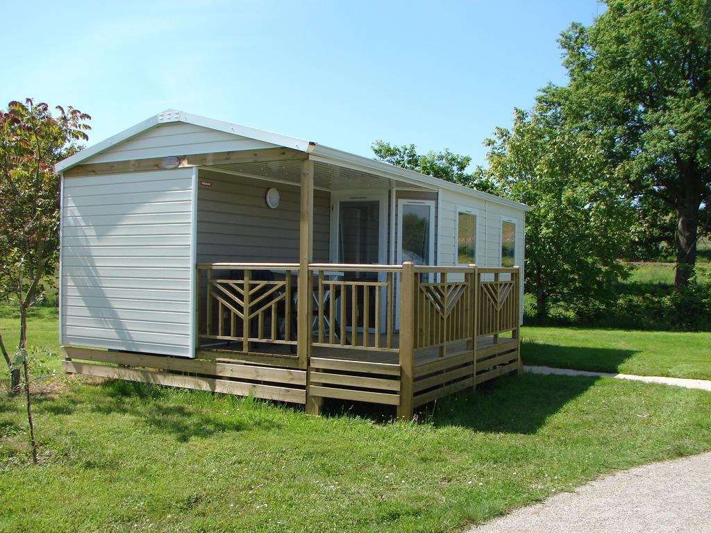 Camping Moulin De Collonge Hotel Saint-Boil Room photo