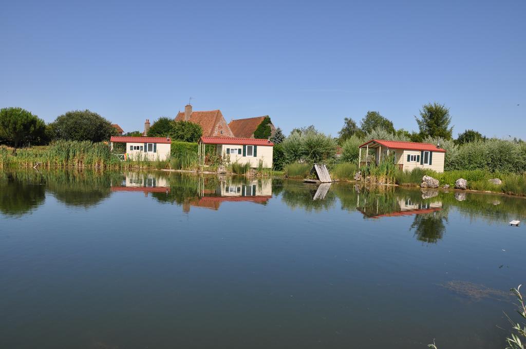 Camping Moulin De Collonge Hotel Saint-Boil Room photo