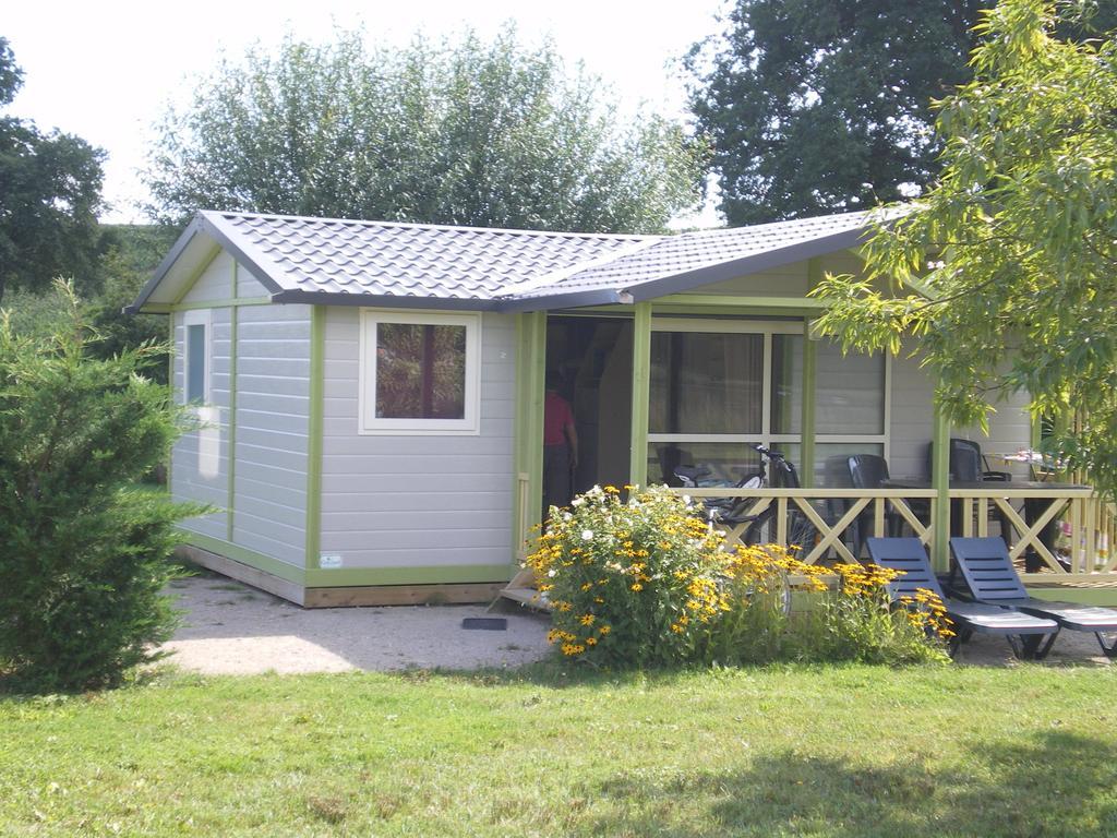 Camping Moulin De Collonge Hotel Saint-Boil Room photo