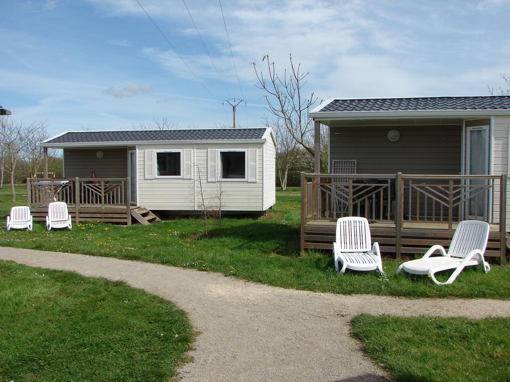 Camping Moulin De Collonge Hotel Saint-Boil Exterior photo